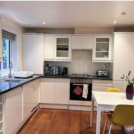 Lovely 2 Bedroom Garden Flat In London Luaran gambar