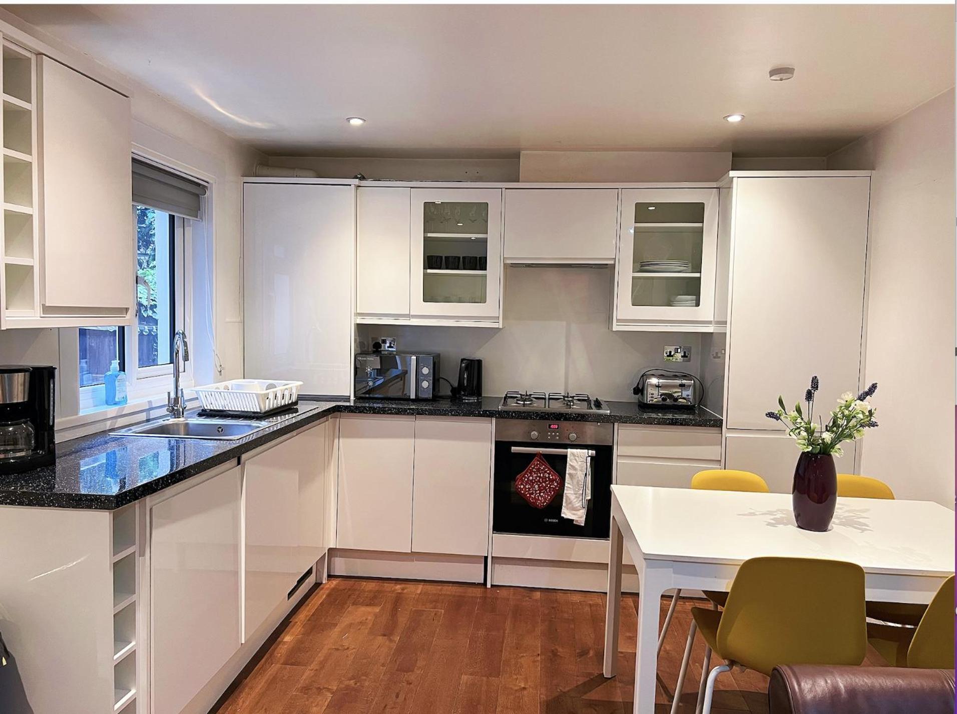 Lovely 2 Bedroom Garden Flat In London Luaran gambar