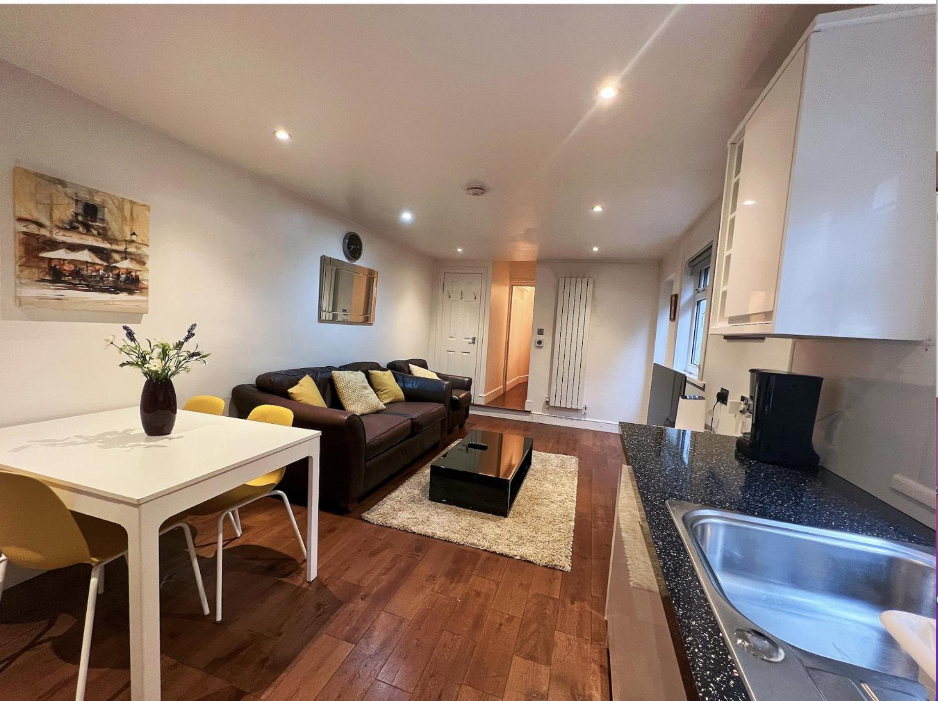 Lovely 2 Bedroom Garden Flat In London Luaran gambar